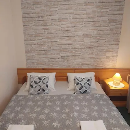 Guest house Happy *